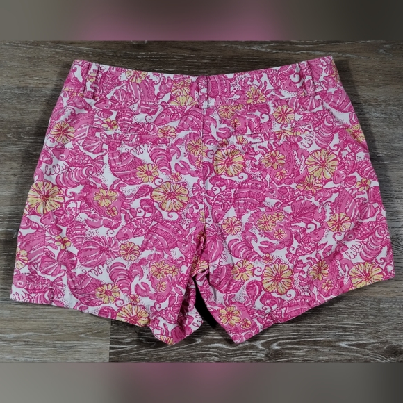 Lilly Pulitzer Fish and floral Chum Bucket Shorts SIZE 8 - Picture 3 of 10